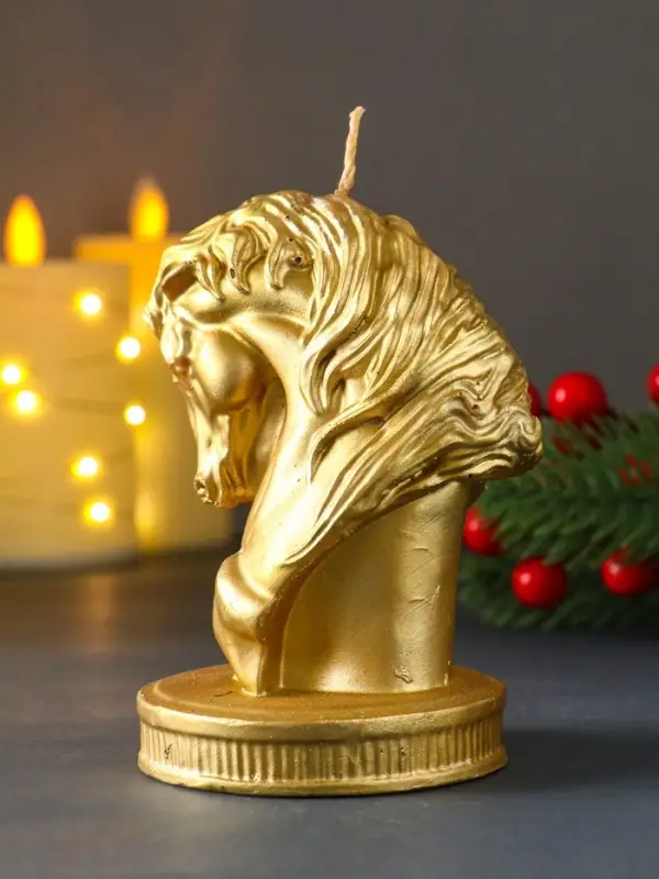 Свеча Символ Года   Свеча Символ Года  "Буцефал", лак, 11,3*7,5*8,5, золото