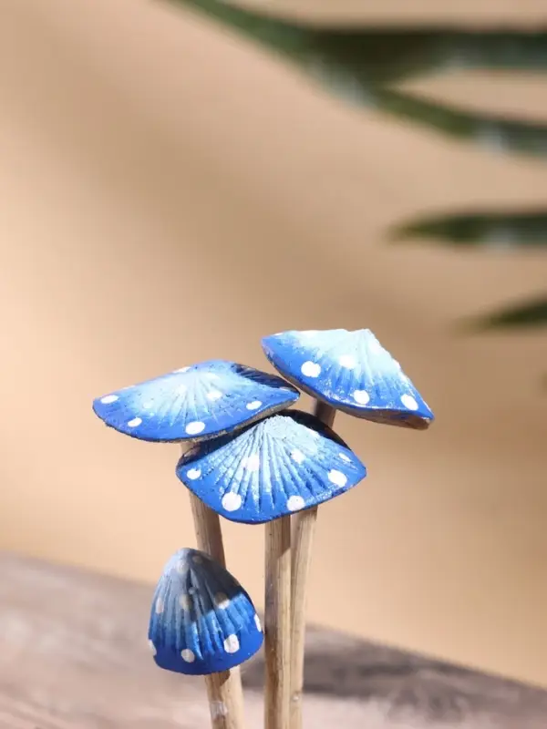 Сувенир &laquo;Грибочки&raquo;, 8&times;8&times;10 см, дерево, синий