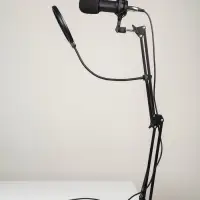 Микрофон конденсаторный Music Life черный: кабель, ветрозащита, стойка