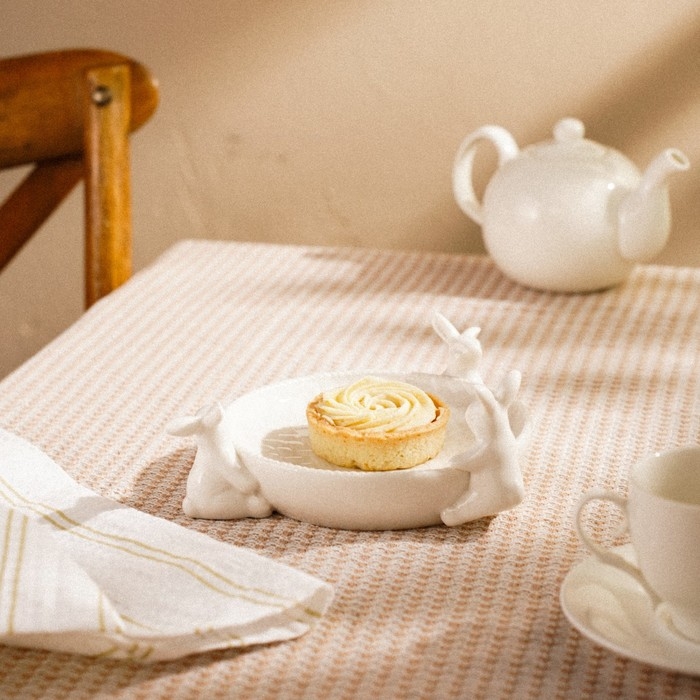 Блюдо для подачи фарфоровое SL Home «Лесные кролики», 19,5×15,3×7,5 см, цвет белый Блюдо для подачи фарфоровое SL Home «Лесные кролики», 19,5×15,3×7,5 см, цвет белый