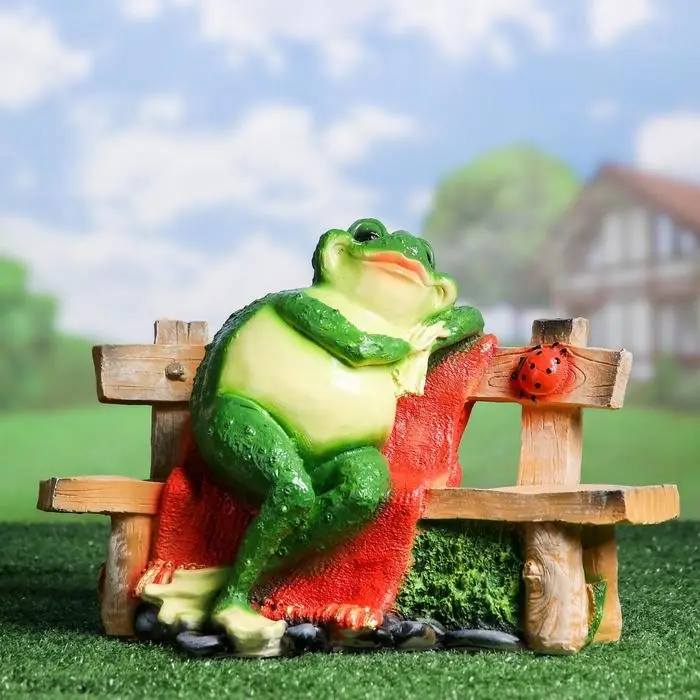 Садовая фигура  Садовая фигура "Лягушка на лавочке сидит" 27х38см