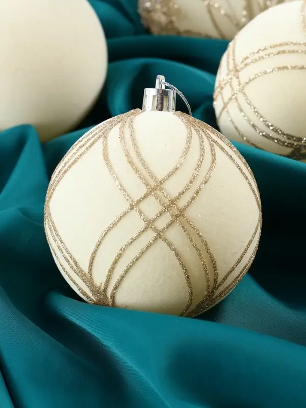 Набор шаров пластик d-8 см, 9 шт Набор шаров пластик d-8 см, 9 шт "Бархат. Фестиваль" сияние, белый