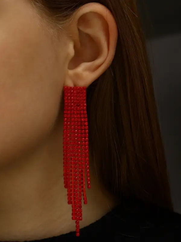 Серьги висячие со стразами &laquo;Маскарад&raquo; ступенька, цвет красный, 9.7 см