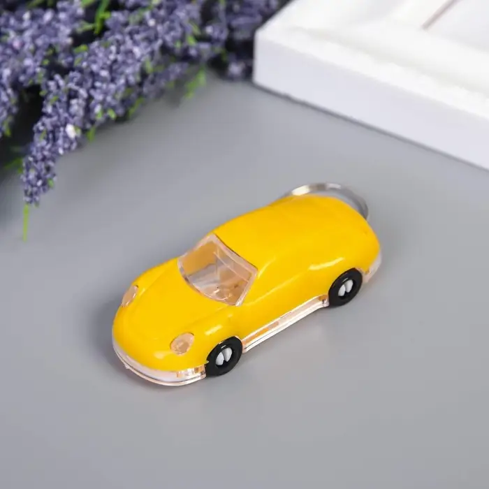 Фонарик брелок для ключей на кольце «Яркое авто», мигает, колеса крутятся, 2.5×6×1.5 см, МИКС Фонарик брелок для ключей на кольце «Яркое авто», мигает, колеса крутятся, 2.5×6×1.5 см, МИКС