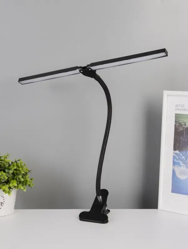 Настольная лампа &laquo;Семи&raquo;, LED, 5 Вт, 6000К, чёрный, 7.5&times;10.5&times;65 см