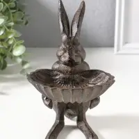 Сувенир чугун подставка, кормушка для птиц "Заяц с ракушкой" 14х11,5х16,5 см