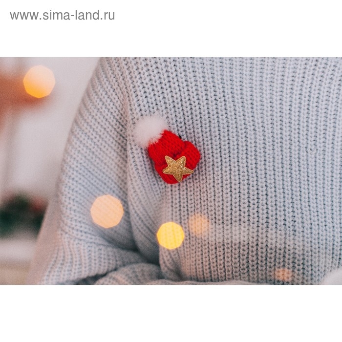 Брошь новогодняя  Брошь новогодняя "Шапочка тёплая", цвет красный