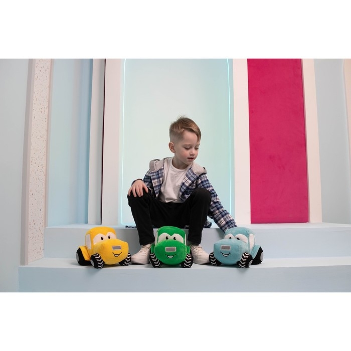 Трактор мягкая игрушка, цвет зелёный Трактор мягкая игрушка, цвет зелёный