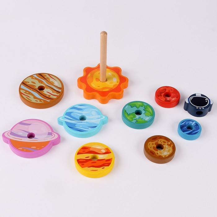 Деревянная пирамидка «Космос», 16 см Деревянная пирамидка «Космос», 16 см