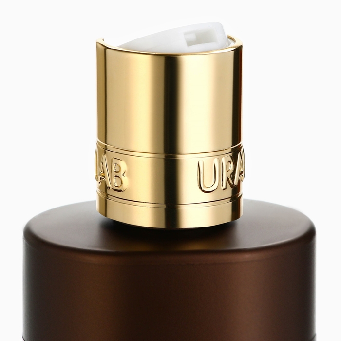 Шампунь для волос с маслом кедра и экстрактом календулы, укрепление и блекс, 410 мл, URAL LAB Шампунь для волос с маслом кедра и экстрактом календулы, укрепление и блекс, 410 мл, URAL LAB