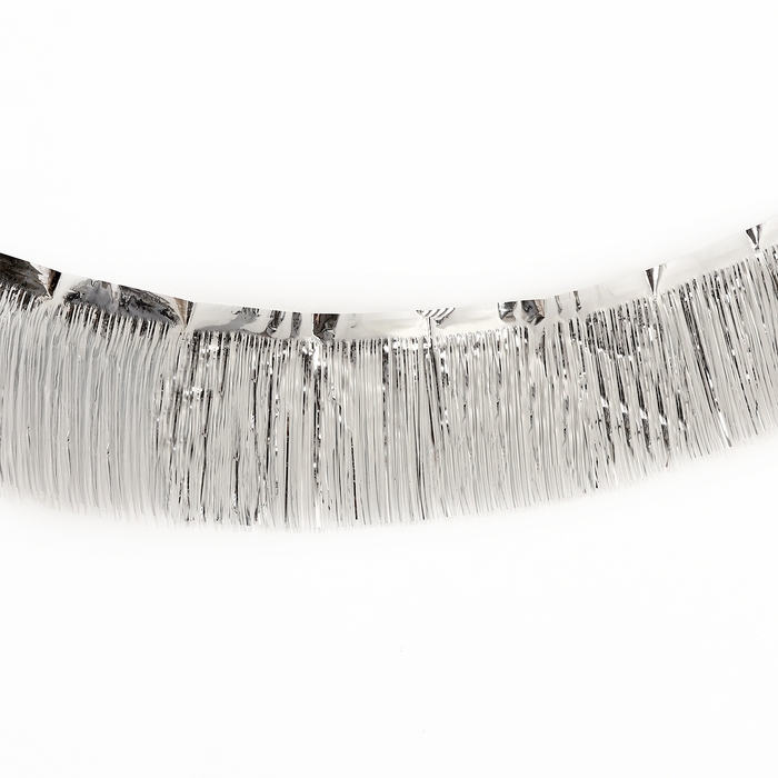 Гирлянда «Дождик» с липкой лентой, 2 метра, цвет серебристый Гирлянда «Дождик» с липкой лентой, 2 метра, цвет серебристый