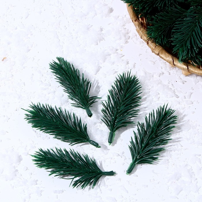 Декор «Ветки ели мини» набор 100 шт., размер 1 шт. — 8 × 3 × 3 см Декор «Ветки ели мини» набор 100 шт., размер 1 шт. — 8 × 3 × 3 см