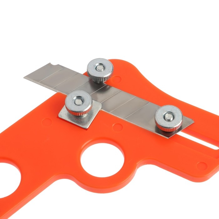 Нож ТУНДРА, для обрезки кромок, пистолетная форма Нож ТУНДРА, для обрезки кромок, пистолетная форма