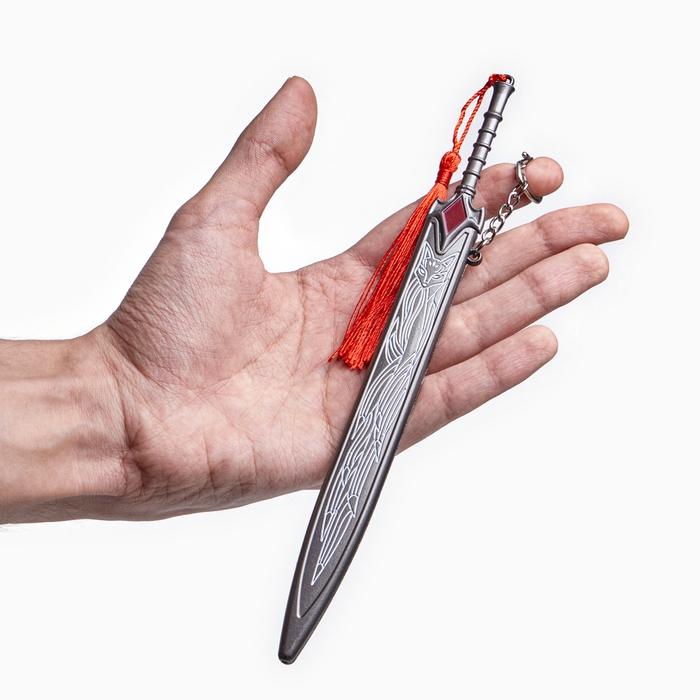 Сувенирное оружие подвесное мини Сувенирное оружие подвесное мини "Меч в стиле Геншин", брелок, 20 см, серебристый