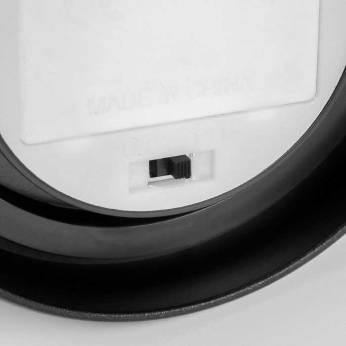 Ночник колба «Гвоздики» LED красный 3хААА 10,5х10,5х22см Ночник колба «Гвоздики» LED красный 3хААА 10,5х10,5х22см