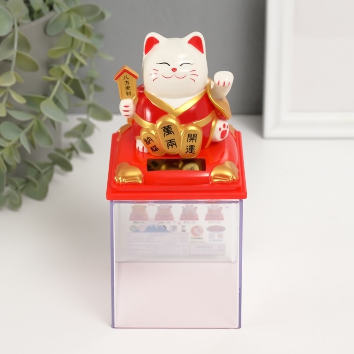 Маятник пластик Маятник пластик "Белый Манэки-нэко в красном халате" 8х8х8,2 см