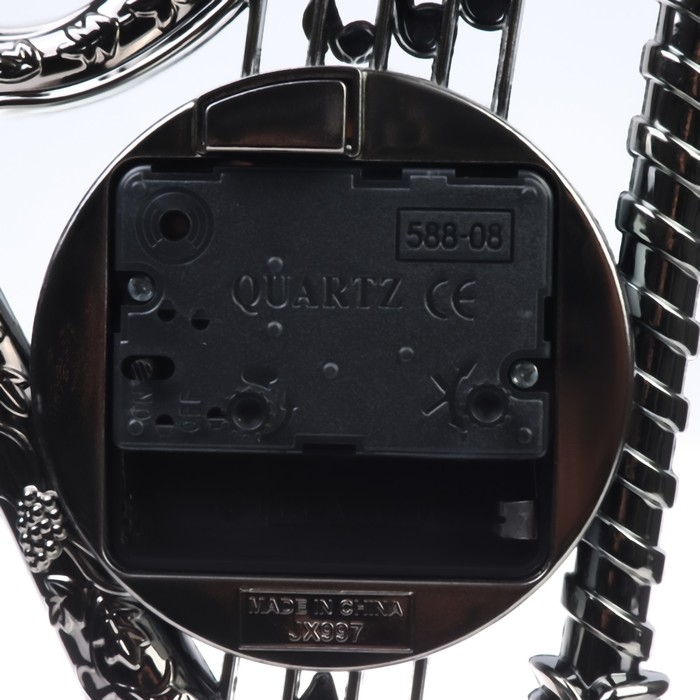 Часы - будильник настольные Часы - будильник настольные "Арфа", дискретный ход, циферблат d-6.5 см, 19 х 14 см, АА