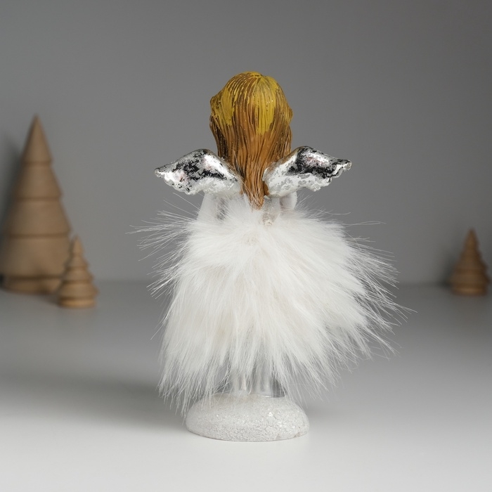 Сувенир полистоун Сувенир полистоун "Ангелочек в белом платье с меховой юбкой" МИКС 8,5х8х15,5 см