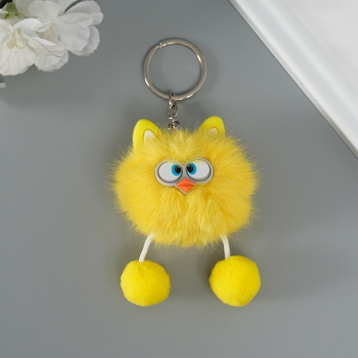 Пушистик на кольце Пушистик на кольце "Косые глазки" жёлтый 9,5х6х6 см