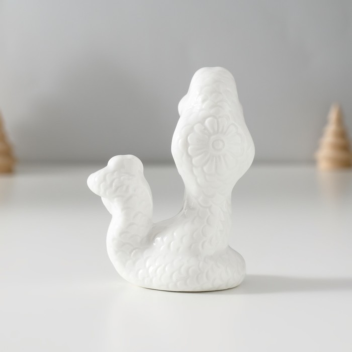 Сувенир керамика Сувенир керамика "Белая кобра с цветком" с золотом 4х6х8 см