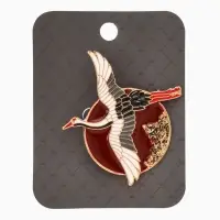 Брошь &laquo;Журавль&raquo;, парящий над морем, цветная в золоте