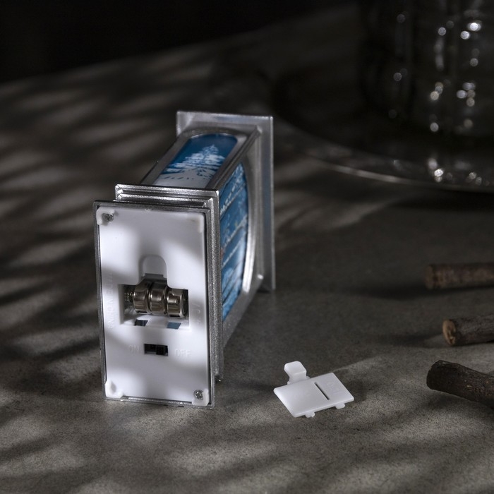 Светодиодная фигура «Серебристый фонарь с оленями» 7 × 13 × 3.5 см, пластик, батарейки AG13х3 (в комплекте), свечение тёплое белое Светодиодная фигура «Серебристый фонарь с оленями» 7 × 13 × 3.5 см, пластик, батарейки AG13х3 (в комплекте), свечение тёплое белое