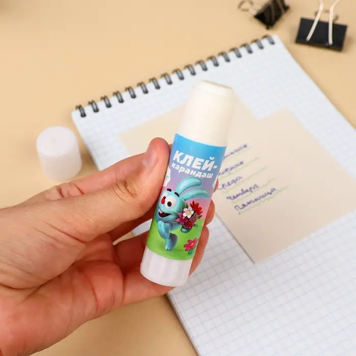Клей-карандаш PVP 15 г, «Смешарики» Клей-карандаш PVP 15 г, «Смешарики»