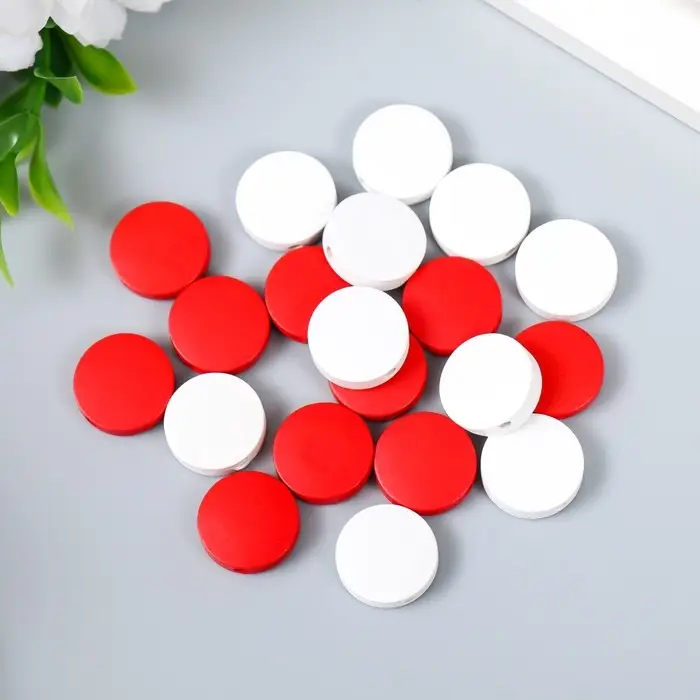 Бусины для творчества дерево Бусины для творчества дерево "Плоский круг" набор 20 шт белый, красный 0,4х1,5х1,5 см