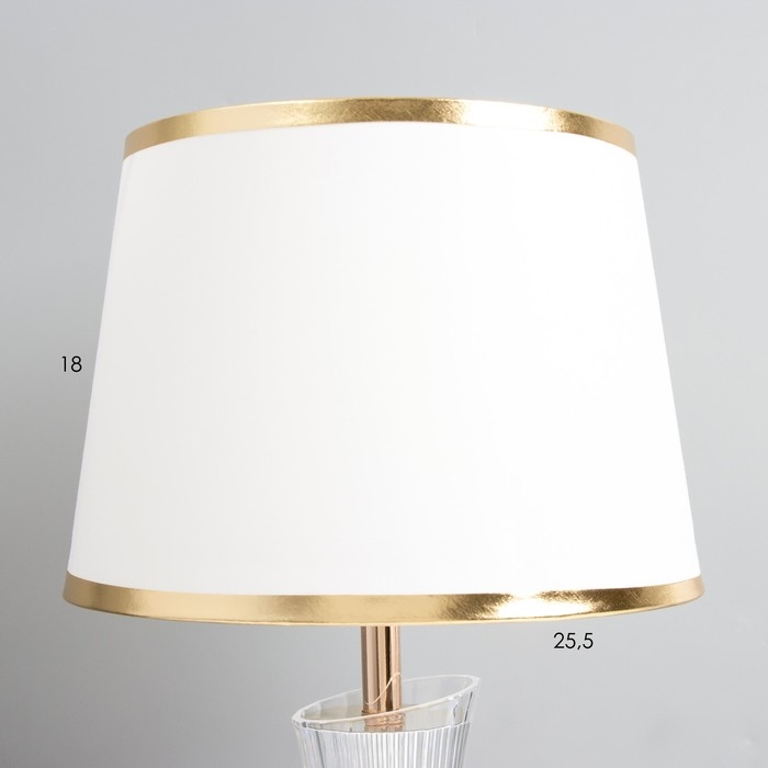 Настольная лампа Настольная лампа "Карро" E27 40Вт золото 25х25х42 см RISALUX