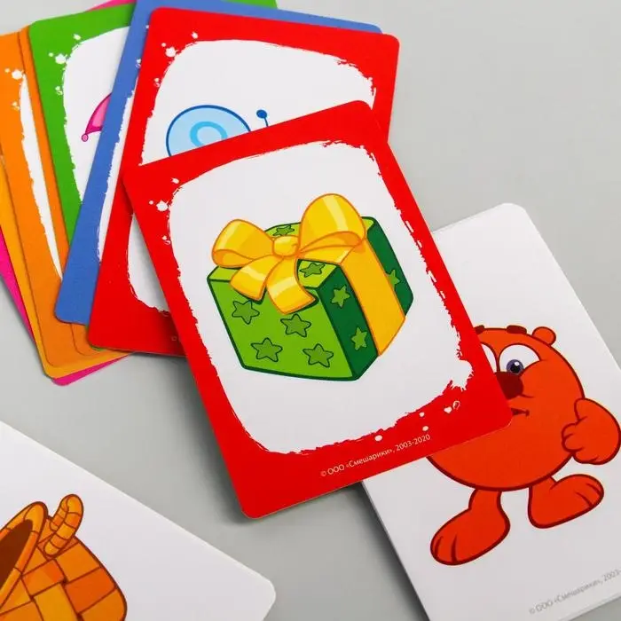 Игра на внимание СМЕШАРИКИ Игра на внимание СМЕШАРИКИ "Веселая путаница. Найдите отличие!"