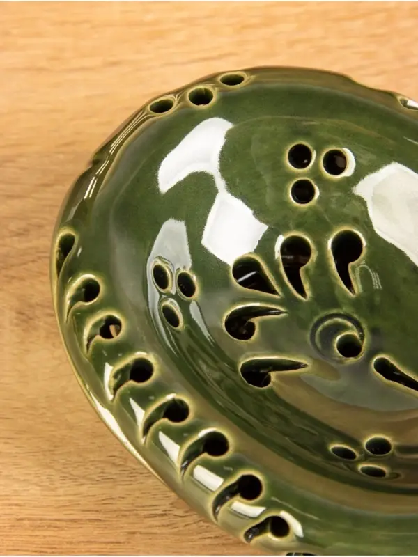 Мыльница &laquo;Цветочный узор&raquo;, 13&times;5.5&times;10.5 см, керамика, зелёная