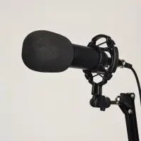 Микрофон конденсаторный Music Life черный: кабель, ветрозащита, стойка