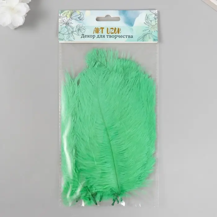 Перо декоративное страуса "Изумруд" h=15-20 см