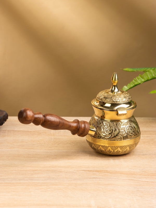 Турка "Эгоист" латунь, с крышкой и деревянной ручкой, 250 мл