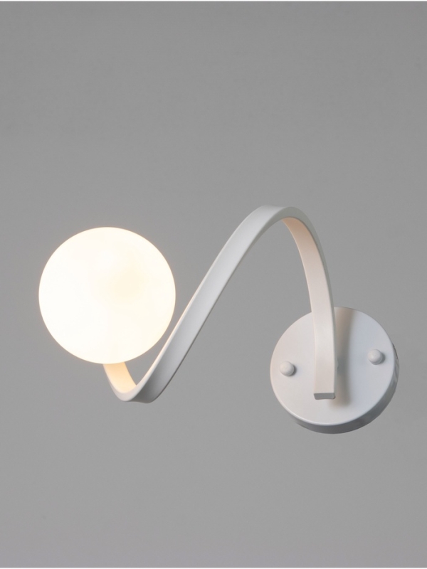 Бра Nadine 1х10Вт GU10 белый 37х16х32см Бра Nadine 1х10Вт GU10 белый 37х16х32см