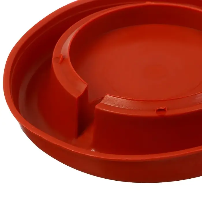 Поилка для домашней птицы, под банку d=135 мм, цвет МИКС Поилка для домашней птицы, под банку d=135 мм, цвет МИКС