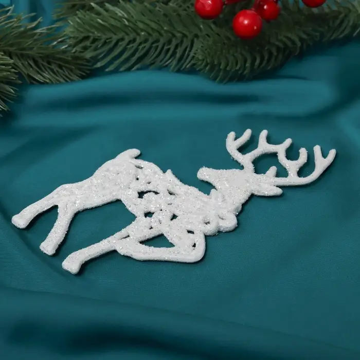 Ёлочные игрушки 3 шт. &laquo;Зимнее волшебство. Белый олень резной&raquo; пластик, 8&times;13 см