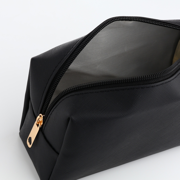 Косметичка на молнии, цвет чёрный Косметичка на молнии, цвет чёрный