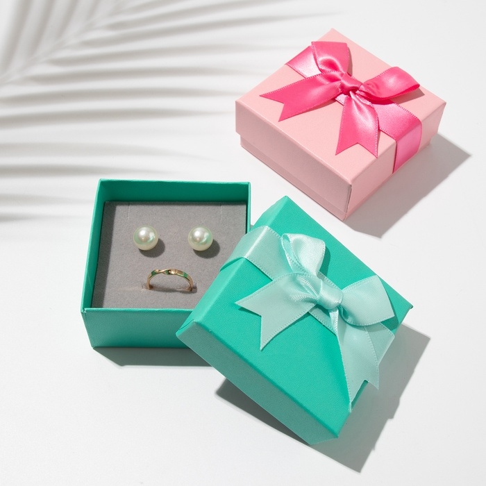 Коробочка подарочная под набор «Сюрприз», 7,5×7,5, цвет МИКС Коробочка подарочная под набор «Сюрприз», 7,5×7,5, цвет МИКС