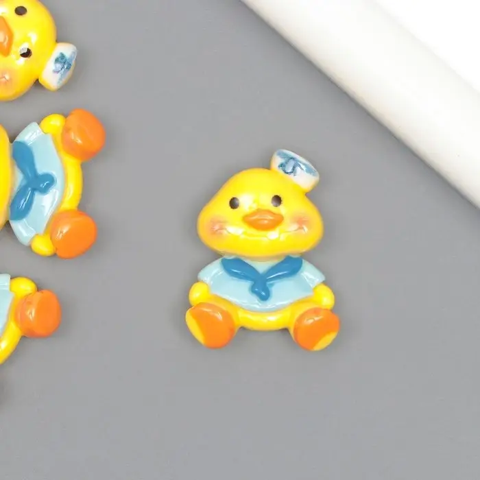 Декор для творчества пластик "Уточка жёлтая, матрос" 2,7х2х1 см