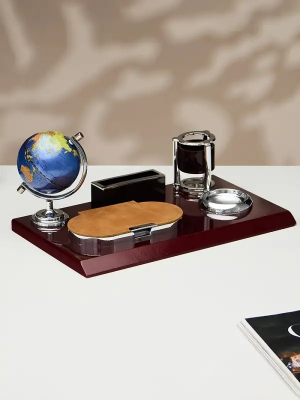 Набор настольный 5 в 1 с визитницей, красное дерево