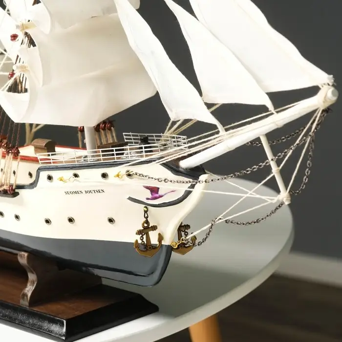 Сувенирная модель корабля &laquo;Витязь&raquo;, 79&times;55 см