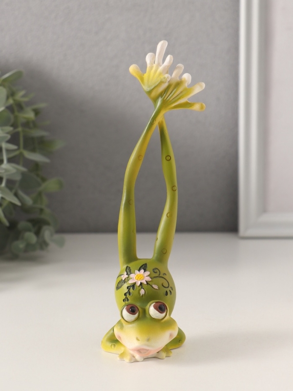 Сувенир полистоун Сувенир полистоун "Лягушонок стоит на лапках, с цветами на спинке" 6х5х17,5 см