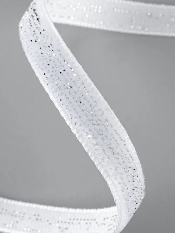 Лента бархатная, с серебряным люрексом, 6 мм, 18&plusmn;1 м, белая №01