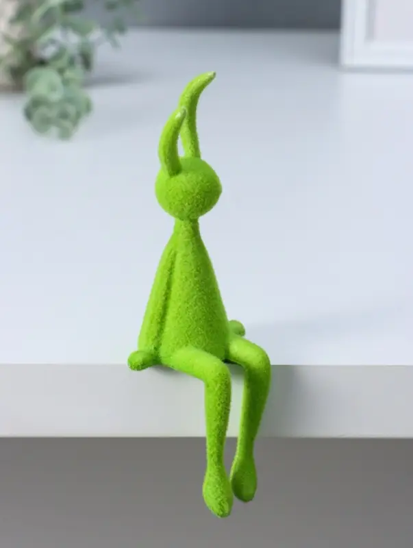 Сувенир пластик на полку Сувенир пластик на полку "Зайчик" зелёный 5х5,5х15 см