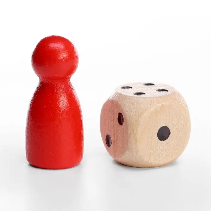 Фишки для настольных игр, 10 шт. 2.3&times;1 см, 2 кубика 1.4 см
