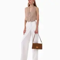 Сумка женская мессенджер TEXTURA на клапане, 26&times;8.5&times;14 см, светло-коричневая