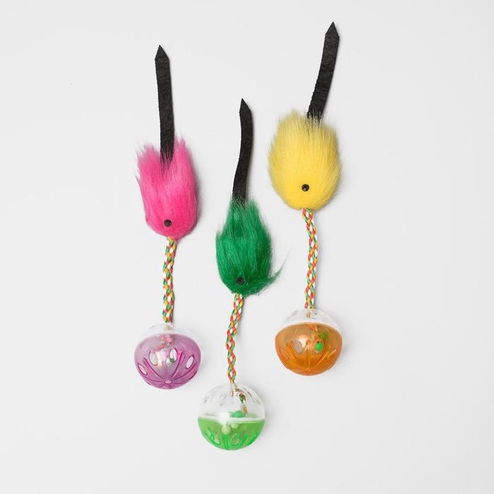 Шар-погремушка с хвостиком, микс цветов Шар-погремушка с хвостиком, микс цветов