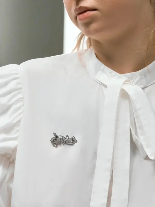 Брошь &laquo;Ноты&raquo; мелодия, белая в серебре