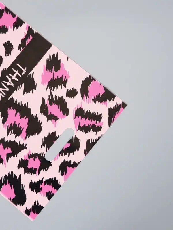 Пакет полиэтиленовый с вырубной ручкой "Стиль" 30 х 40 см 60 мкм